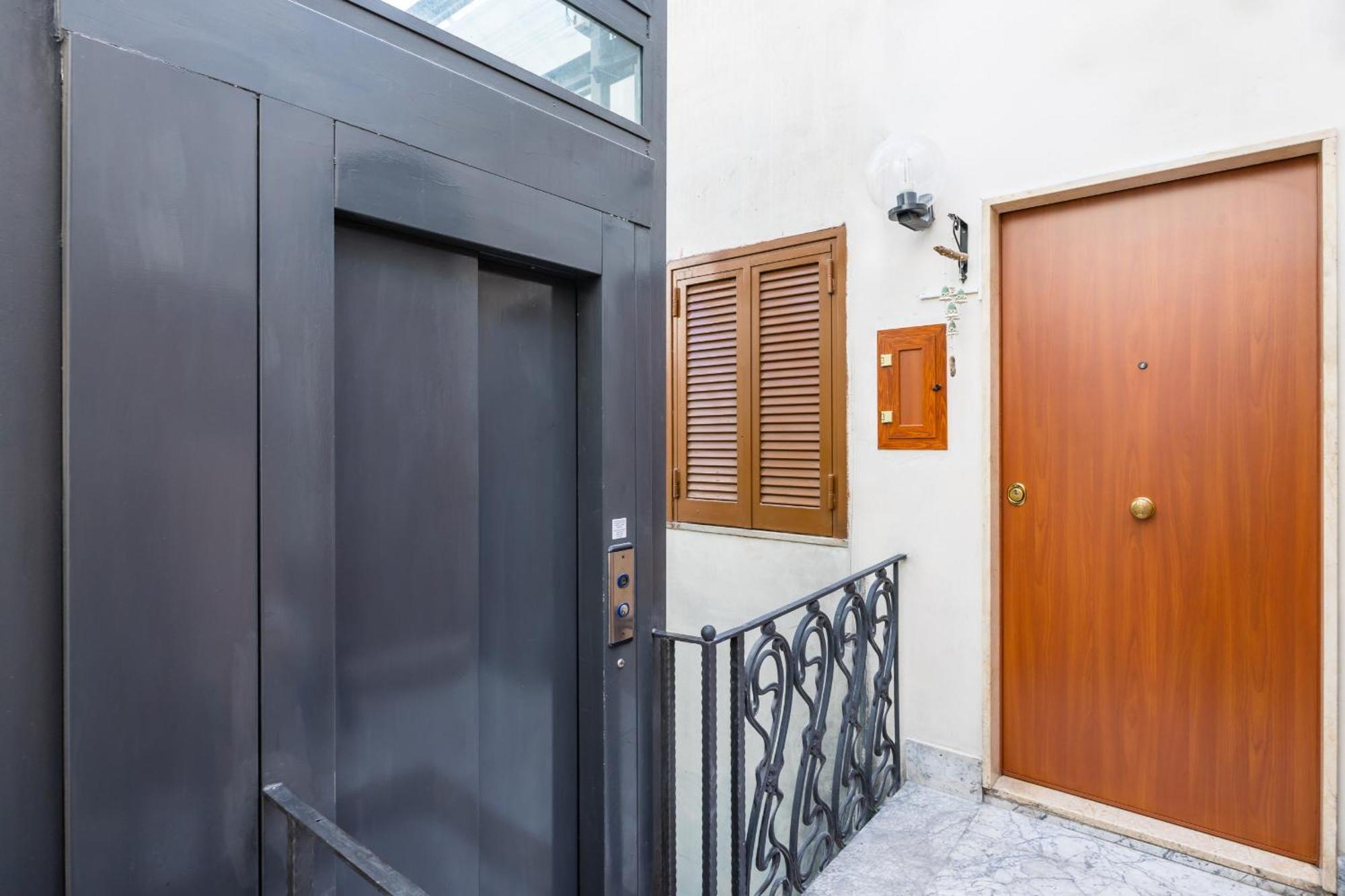Casa Raffaela With Terrace By Wonderful Italy Naples