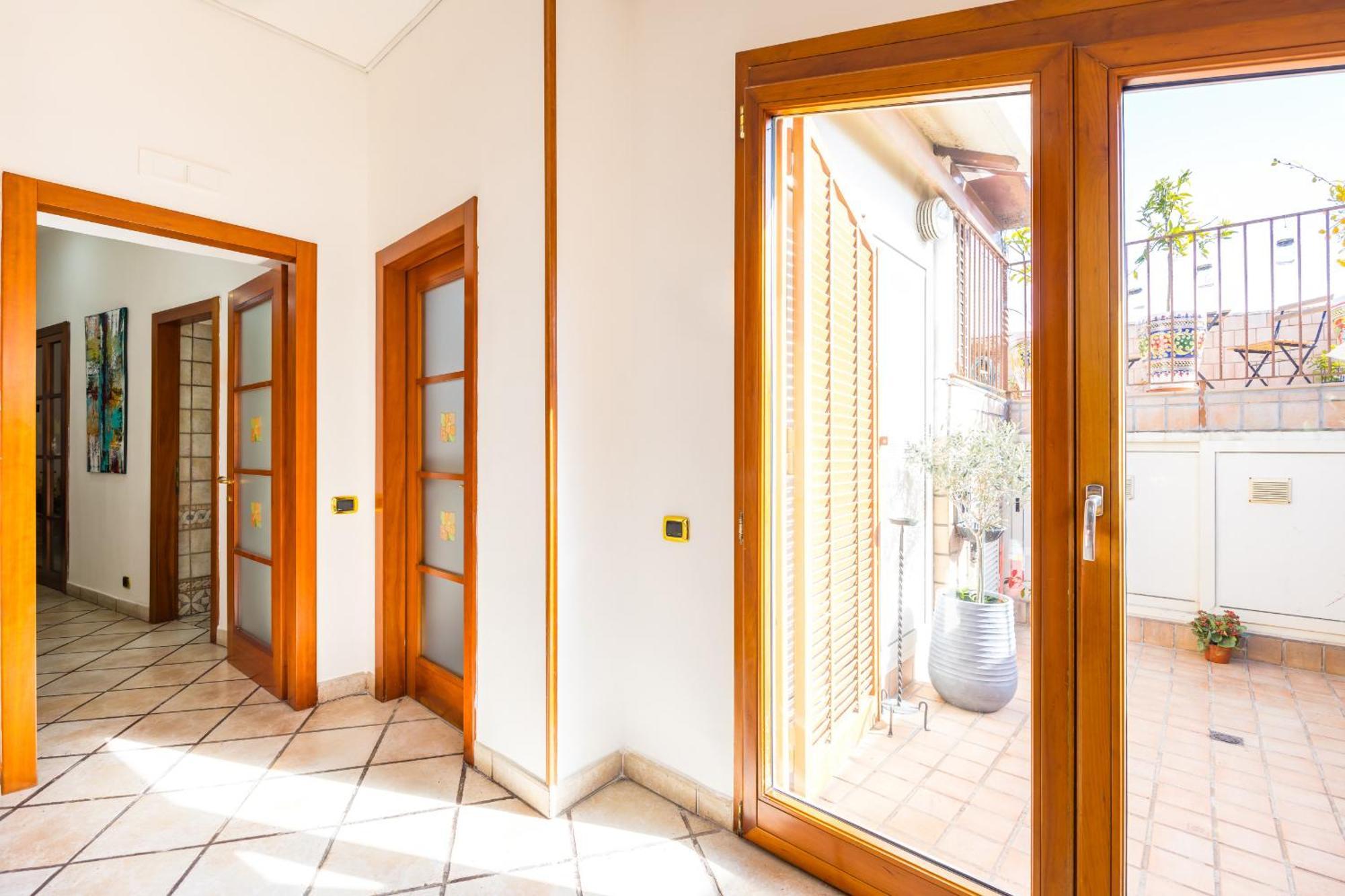 Casa Raffaela With Terrace By Wonderful Italy *